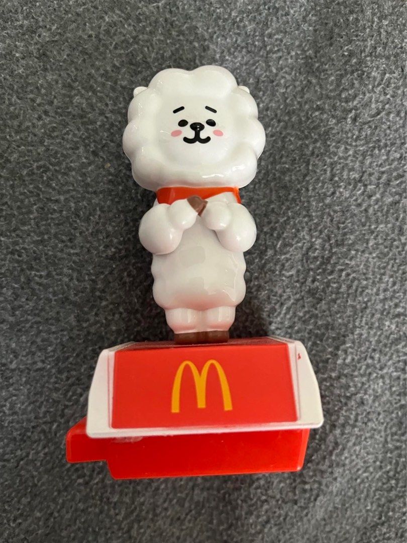 BTS x McDo Collectibles (Category: K-Wave Merchandise) located in Mandaluyong City. Submitted by wenawonka (Listing ID 1380291865, Image 3). Description: - Take all for 1,000 - Displayed in my room only - RFS: Need funds for mom’s medical treatment.