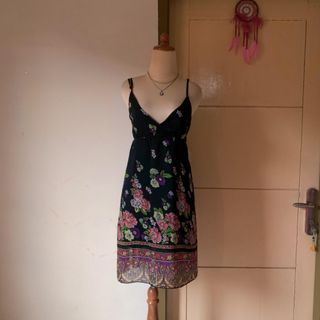 (Kategori: ) berada di . Dikirim oleh ayz_cloth (ID iklan 1380240570, Gambar 1). Deskripsi: .
