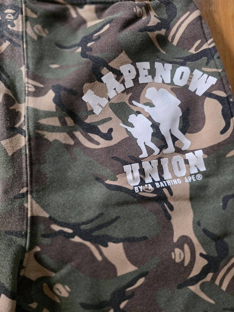 Classic Aapenow Union camo shorts (Category: Shorts) located in Antipolo. Submitted by saslbs (Listing ID 1380118501, Image 3). Description: 💚Classic Aapenow Union camo shorts in good condition. 2.5k . Payment thru g-cash. Delivery thru Lbc or lalamove care of buyer..