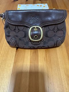 (Category: ) located in . Submitted by coach888 (Listing ID 1380219553, Image 1). Description: .