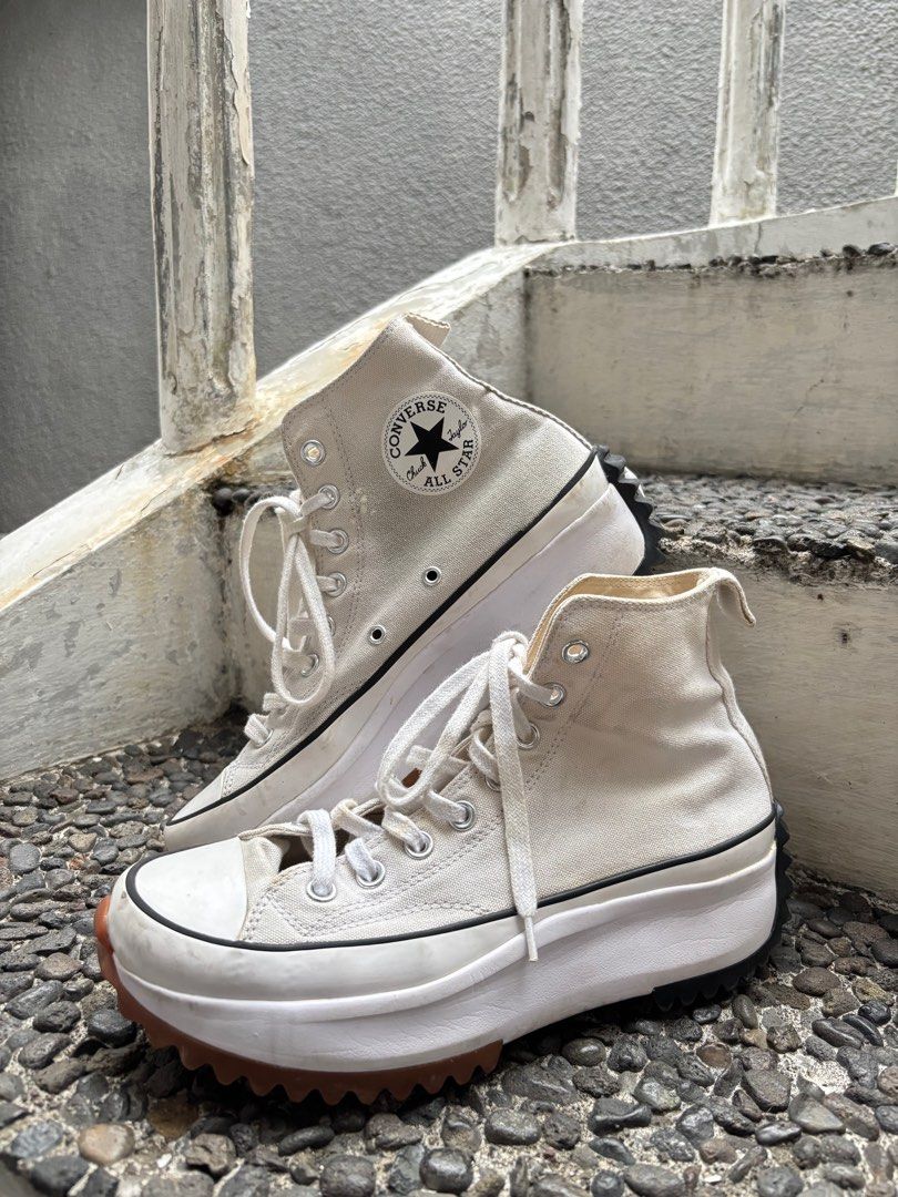 converse run star hike white, Fesyen Wanita, Sepatu di Carousell