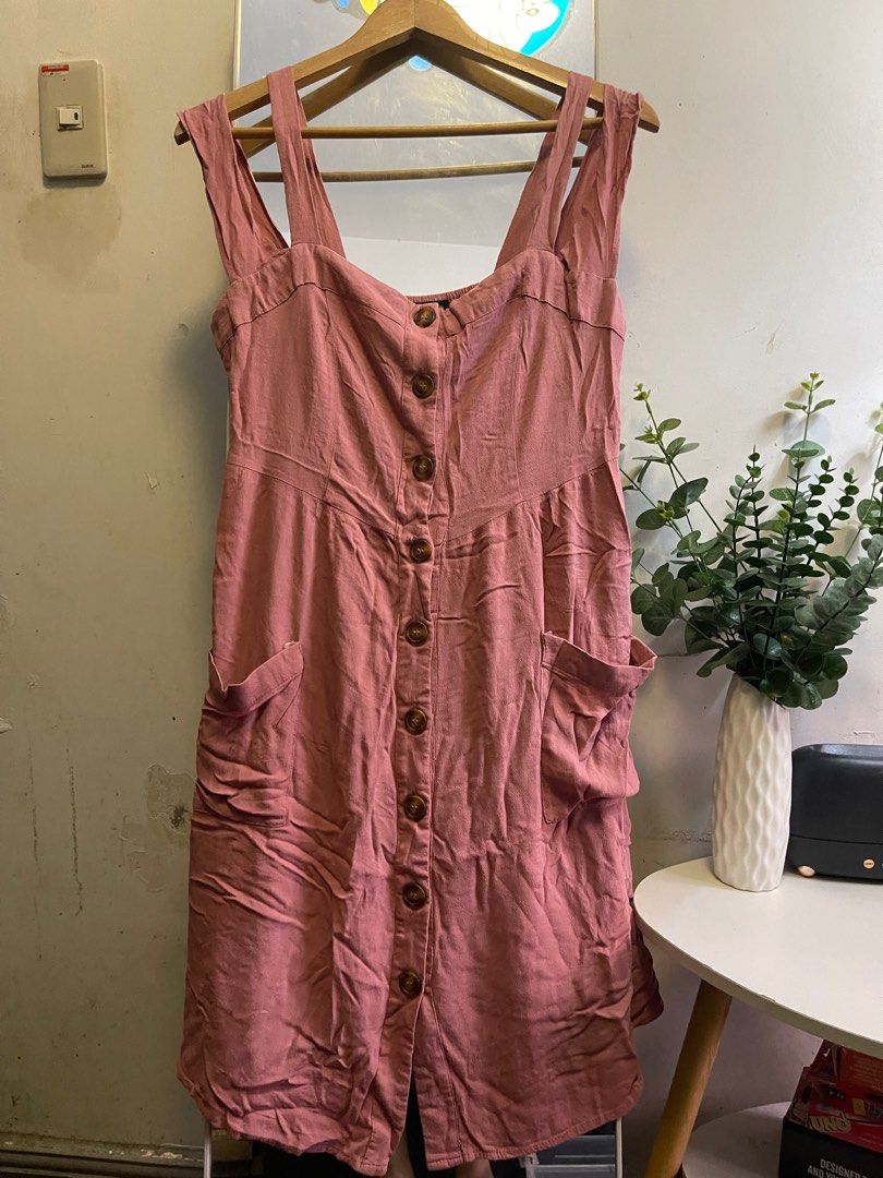 Cotton On Dress (Category: Dresses) located in Manila. Submitted by lovedaleee (Listing ID 1380113676, Image 2). Description: .