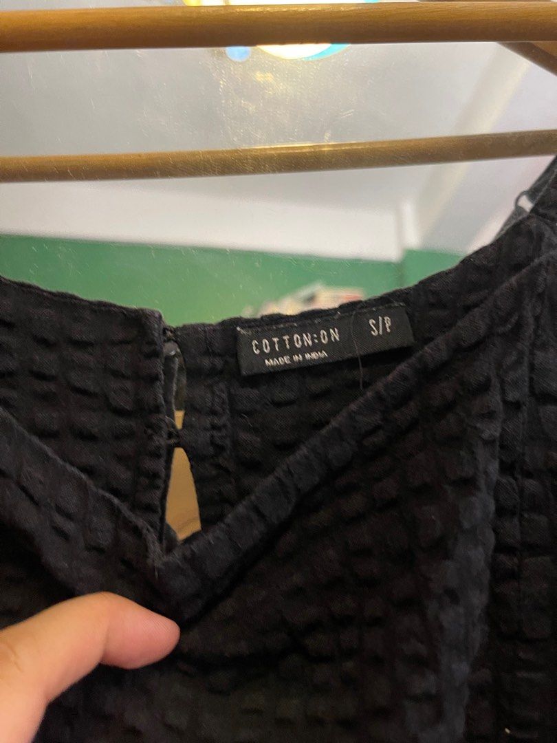 Cotton On Dress (Category: Dresses) located in Manila. Submitted by lovedaleee (Listing ID 1380116933, Image 2). Description: .