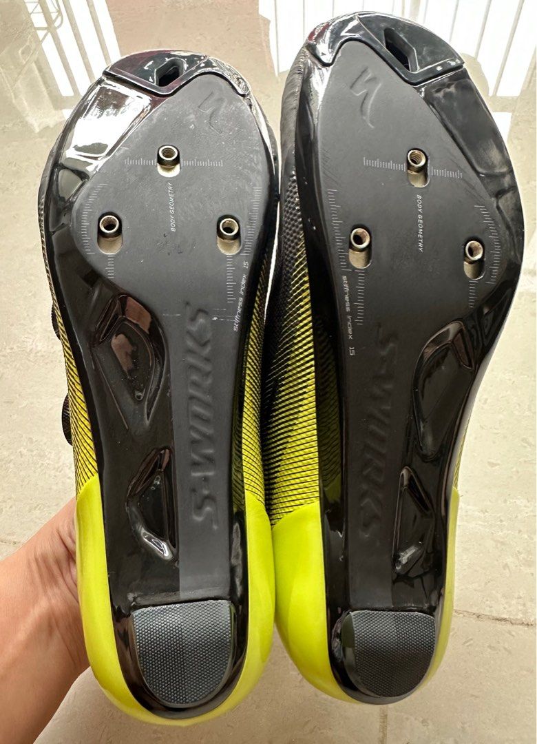 S-works cycling shoes (Category: Other Sports Equipment and Supplies) located in Singapore. Submitted by ltlt26 (Listing ID 1380108055, Image 2). Description: Brand new size 37 S-works 7 Road Never cleated before RFS: decluttering.