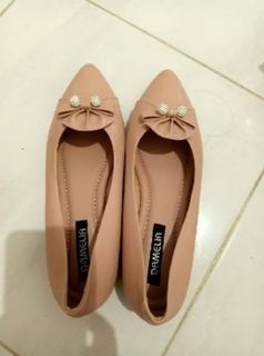 (Kategori: ) berada di . Dikirim oleh bymilss (ID iklan 1380128052, Gambar 1). Deskripsi: .