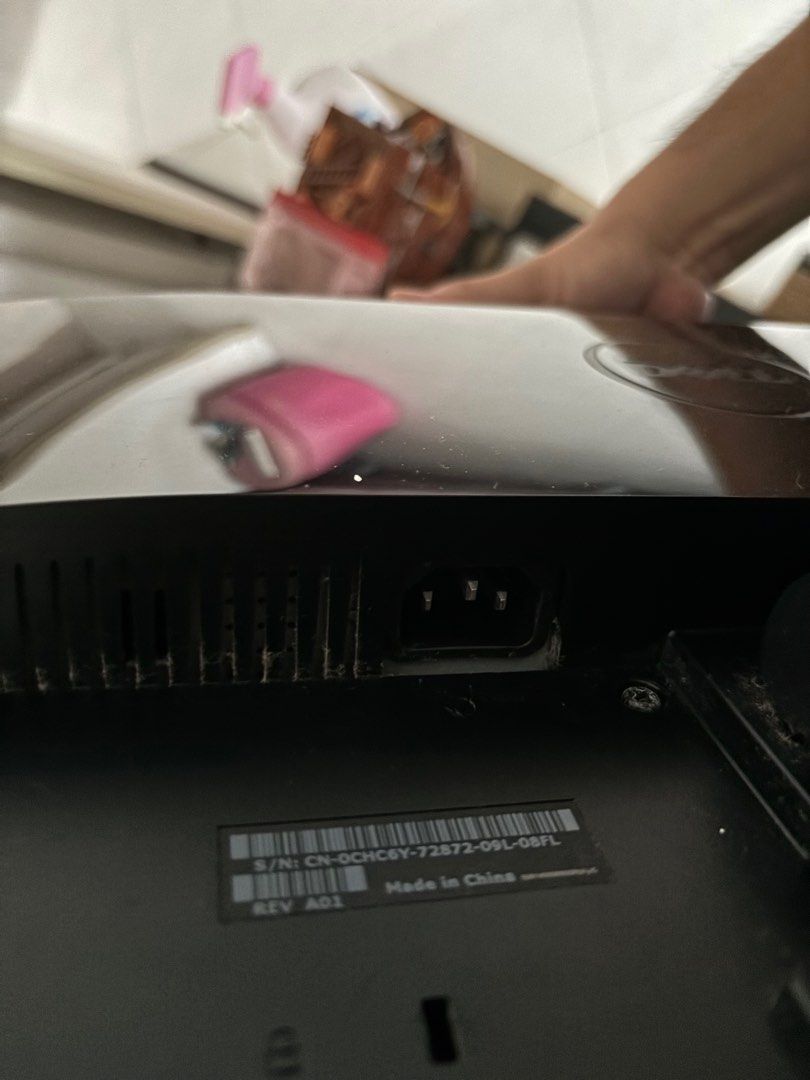 Dell Monitor - HDMI, VGA, DVI63224764481410112
