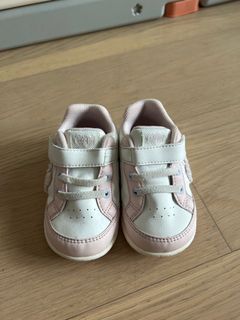 （分類：）位於 。 由 ekguyshk 提交（商品編號 1380106411，圖片 1）。簡介： 。