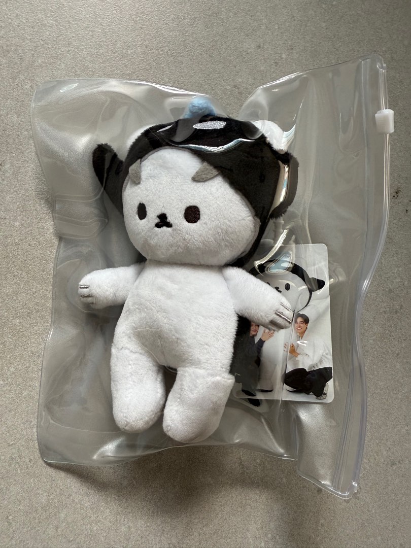 GMMTV Polcasan First Step Doll Keychain, Hobbies & Toys, Toys