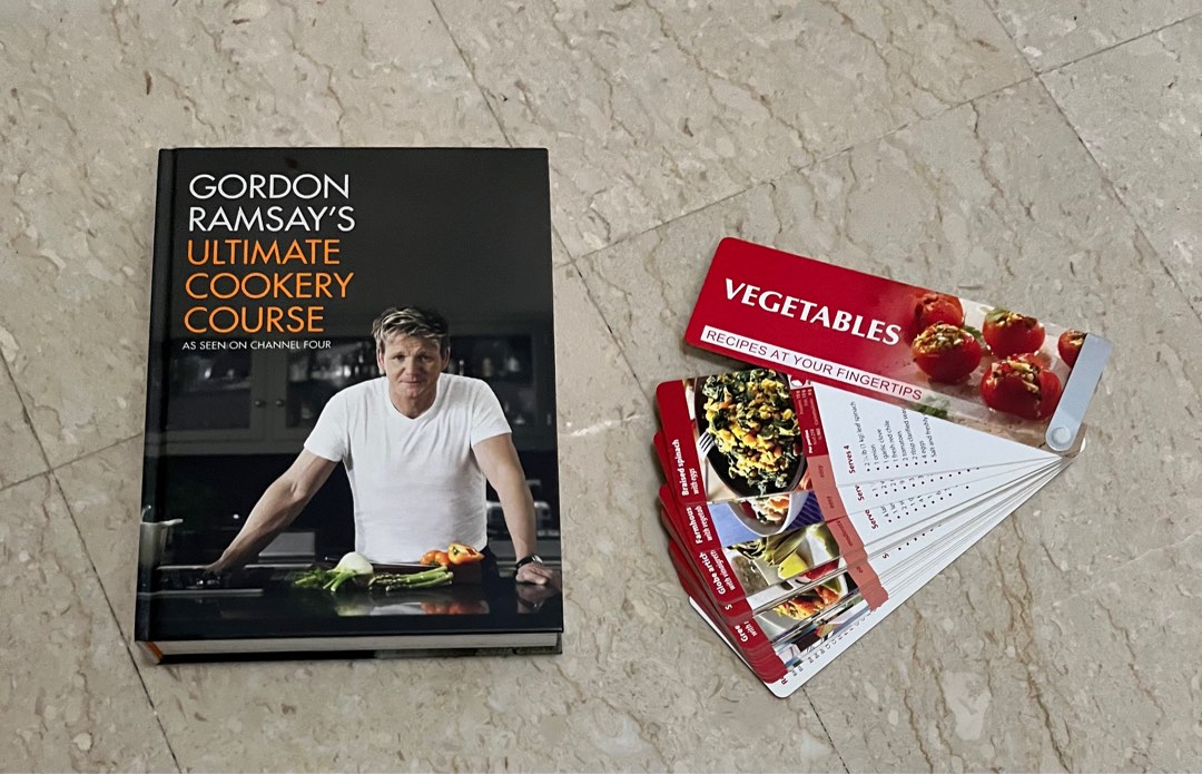 Gordon Ramsay's Ultimate Cookery Course + Recipe Cards, Hobbies & Toys ...