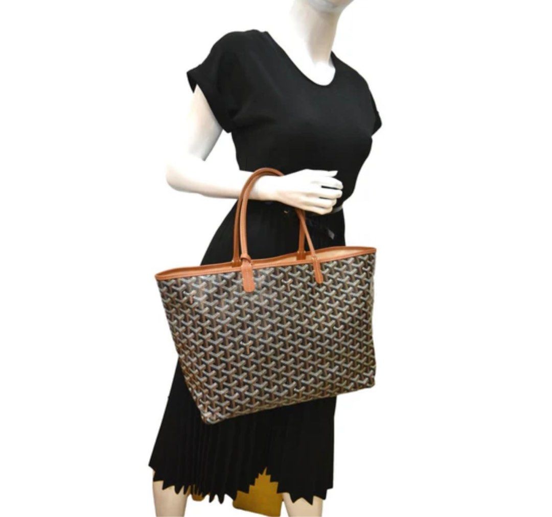 Goyard St Louis MM (Category: Luxury Bags & Wallets) located in Quezon City. Submitted by rarebagsfrmjapan (Listing ID 1380252269, Image 1). Description: PERFECT GIFT OR GIVEAWAYS REWARD UR SELF OR LOVE ONES AT LEAST ONCE A YEAR !!! 𝐃𝐈𝐒𝐂𝐋𝐀𝐈𝐌𝐄𝐑: we are 𝐧𝐨𝐭 𝐚𝐬𝐬𝐨𝐜𝐢𝐚𝐭𝐞𝐝 𝐰𝐢𝐭𝐡 𝐭𝐡𝐞 𝐛𝐫𝐚𝐧𝐝𝐬 𝐭𝐡𝐚𝐭 𝐚𝐫𝐞 𝐥𝐢𝐧𝐤𝐞𝐝 𝐚𝐧𝐝 𝐬𝐭𝐚𝐭𝐞𝐝 𝐢𝐧 𝐭𝐡𝐢𝐬 𝐩𝐨𝐬𝐭. 𝐀𝐥𝐥 𝐫𝐢𝐠𝐡𝐭𝐬 𝐚𝐫𝐞 𝐫𝐞𝐬𝐞𝐫𝐯𝐞𝐝 𝐭𝐨 𝐢𝐭𝐬 𝐨
