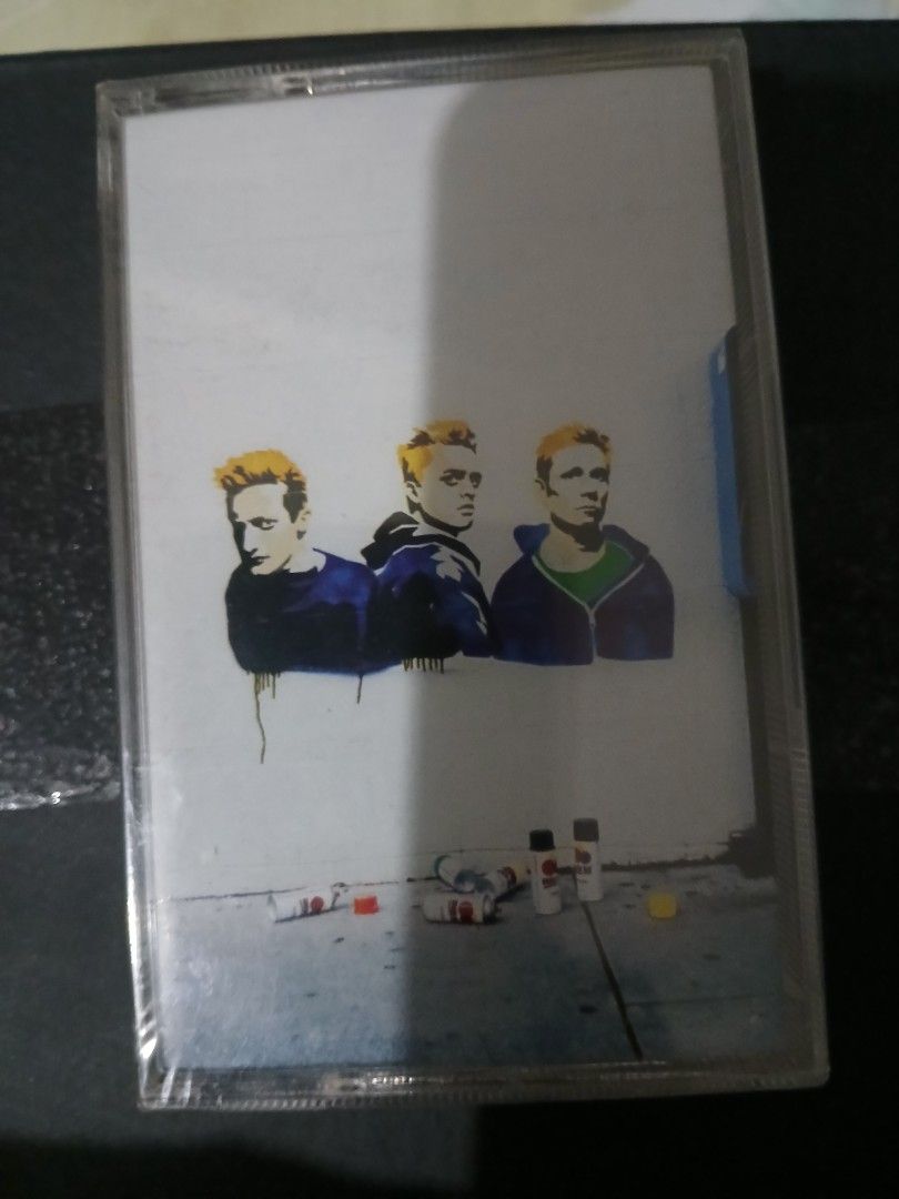 Green Day (Category: Storybooks) located in Pili. Submitted by marktoraldo (Listing ID 1380218547, Image 1). Description: sealed brand new add shipping fee Gcash payment.