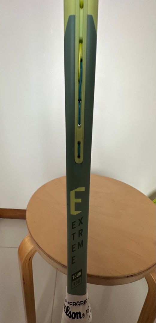 Head Extreme 98 Tour 400 Tennis Racket 2022 L2, Sports