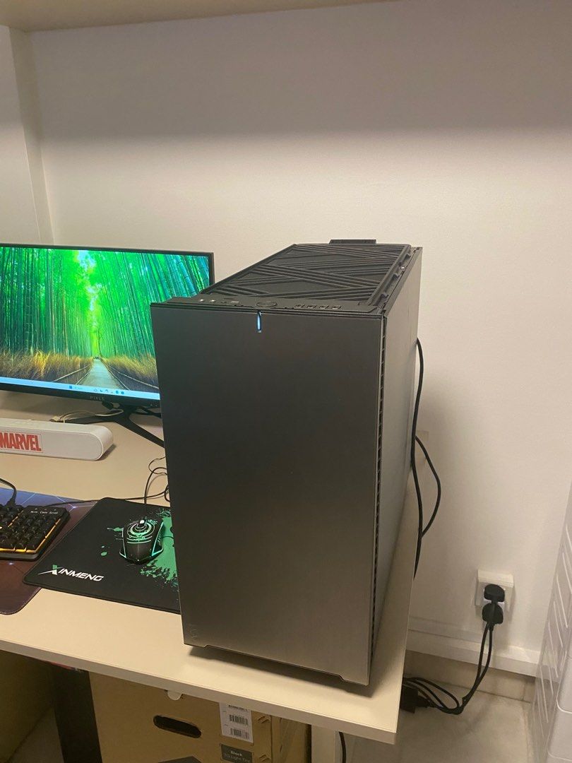 High spec Ryzen 9, 5950X office workstation desktop (Category: Desktops) located in Singapore. Submitted by johnny.kage (Listing ID 1380287429, Image 1). Description: Ryzen 9 5950X, 16 cores 32 thread. Arctic liquid freezer 360 AIO Gigabyte X570 Gaming X Corsair Vengeance 16x4 (64GB) 18-22-32-42 3600mbz Nvidia T600, 640 cores, 4GB DDR6 128bits (4xmini dp) Seasonic focus GX-650 Fractal Define 7, silver Office workstation used for 5 years , in good