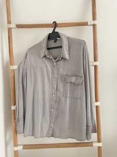 (Category: ) located in . Submitted by thriftandco (Listing ID 1380167342, Image 1). Description: .