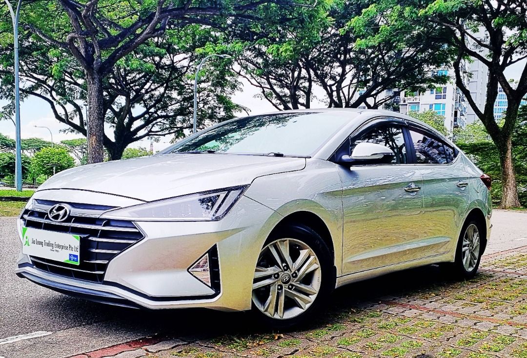 Hyundai Avante 1.6 Elite (A) (Category: Used Cars) located in Singapore. Submitted by jialeongtrading (Listing ID 1380161563, Image 3). Description: Features 1.6l DOHC 16v gamma mpi engine, 6 speed auto and drive mode select, ABS, SRS, LED DRL headlamp, ventilated cooling seats. View specs of the Hyundai Avante (2018-2020) Accessories Driver electric seat, Sport Rim audio system with bt/cam sensor, wireless Apple CarPlay/Android Auto, rear aircon