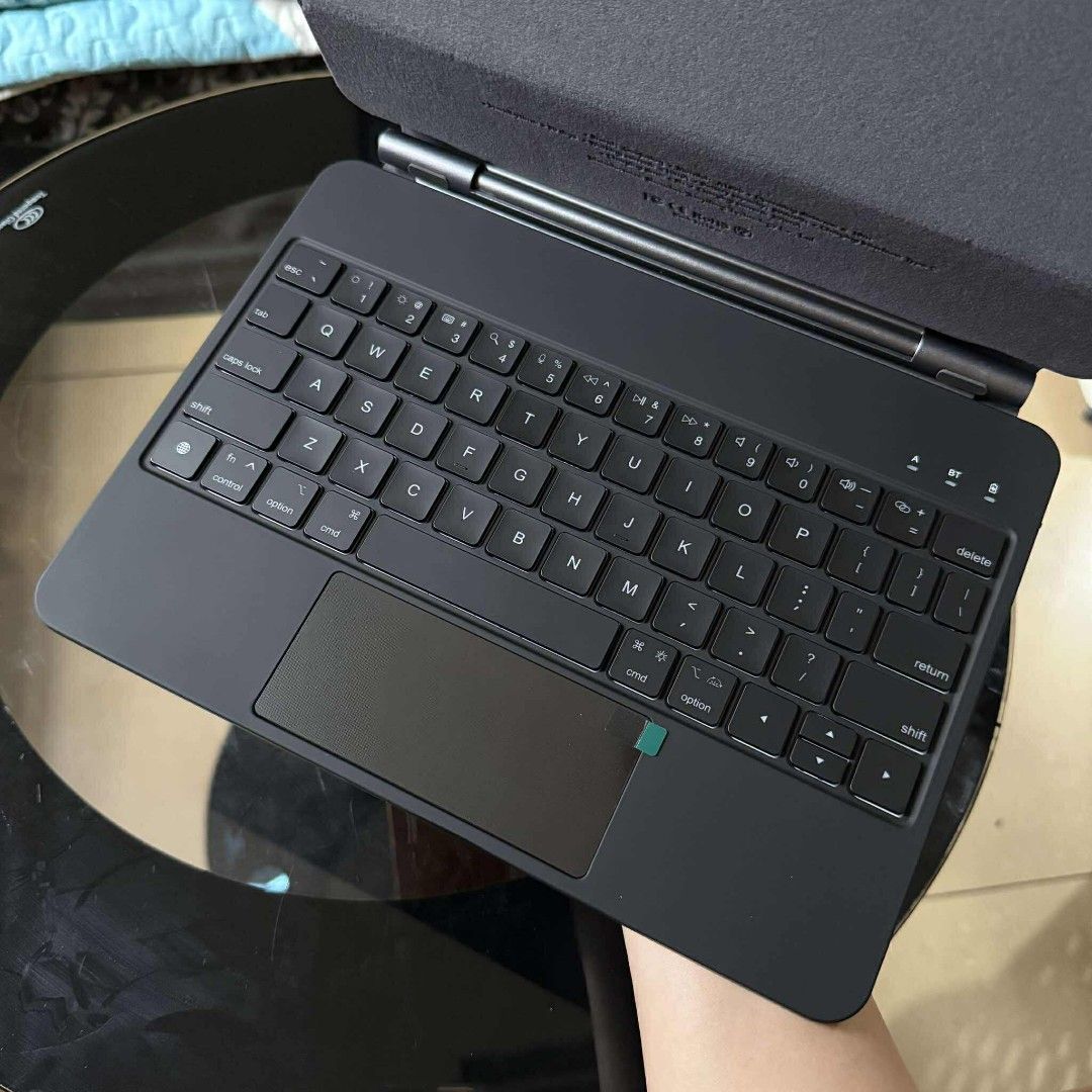 iPad 11th Gen A16 Magic Keyboard Case Magnetic Goojodoq Bluetooth 3rd Version (Category: Laptops & Notebooks) located in Manila. Submitted by camilleirlzd29 (Listing ID 1380291664, Image 3). Description: iPad 11th Gen A16 Magic Keyboard Case Magnetic Goojodoq Bluetooth 3rd Version ₱4,100 - Built-in Trackpad - Magnetic Holder: With a free-floating design - Front and Back Protection - Backlit Keys: on/off (7 colors) - USB-C Rechargeable Keyboard - 