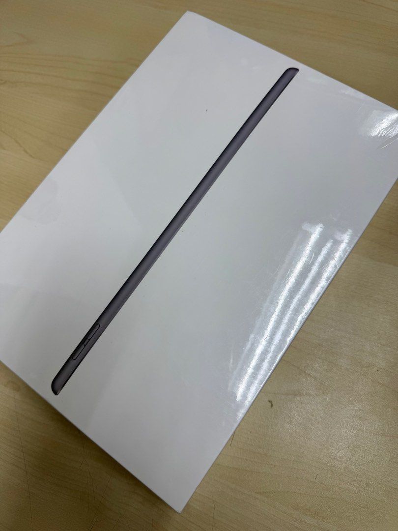 iPad 7th Gen 128GB (Category: iPad) located in Pasig City. Submitted by seazone.deal (Listing ID 1380137422, Image 3). Description: Brand new Sealed.