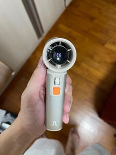 (Category: ) located in . Submitted by limdewei9247001 (Listing ID 1380261085, Image 1). Description: .