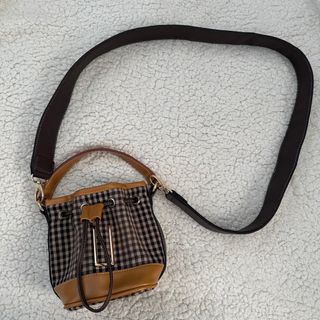 (Kategori: ) berada di . Dikirim oleh zuzupernova (ID iklan 1380157452, Gambar 1). Deskripsi: .