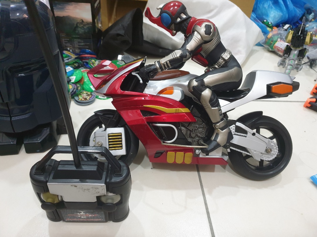 Kamen Rider Kabuto RC Remote Control, Hobbies & Toys, Toys & Games on ...