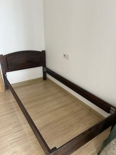 (Category: ) located in . Submitted by bibimbap11 (Listing ID 1380124359, Image 1). Description: .