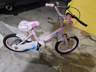 (Category: ) located in . Submitted by queeniest8 (Listing ID 1380117573, Image 1). Description: .