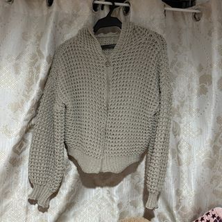 (Category: ) located in . Submitted by ac.closet (Listing ID 1380106736, Image 1). Description: .