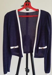 (Category: ) located in . Submitted by my_personalcloset (Listing ID 1380205880, Image 1). Description: .