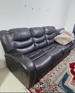 (Category: ) located in . Submitted by mahwishali73030 (Listing ID 1380199025, Image 1). Description: .