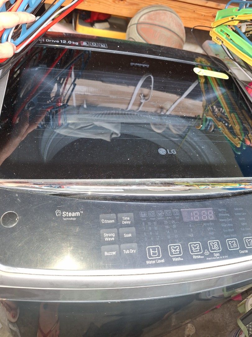 LG INVERTER WASHING MACHINE 12KGS. (Category: Washing Machines and Dryers) located in Cavite. Submitted by lilltevg (Listing ID 1380208557, Image 2). Description: *still working but sometimes nag ha hang, needs to be checked pick up - Imus Cavite.