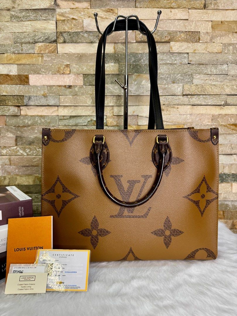 LV OTG Reverse MM (Category: Luxury Bags & Wallets) located in Taguig. Submitted by angelbellaclaire (Listing ID 1380175630, Image 2). Description: ✨ Louis Vuitton OnTheGo MM – Reverse Monogram Magic ✨ (Microchip) Stand out in bold elegance with this iconic LV tote in eye-catching Monogram & Monogram Reverse Canvas. Perfectly sized for work or weekends! 📏 Size: 35 x 27 x 14 cm (L x H x W) 👜 Details: • Monogram & Monogram Reverse coated canvas •