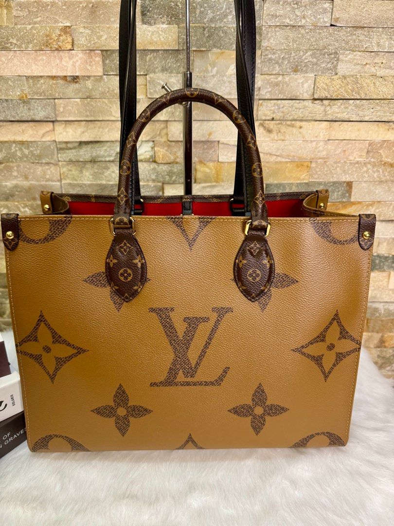 LV OTG Reverse MM (Category: Luxury Bags & Wallets) located in Taguig. Submitted by angelbellaclaire (Listing ID 1380175630, Image 3). Description: ✨ Louis Vuitton OnTheGo MM – Reverse Monogram Magic ✨ (Microchip) Stand out in bold elegance with this iconic LV tote in eye-catching Monogram & Monogram Reverse Canvas. Perfectly sized for work or weekends! 📏 Size: 35 x 27 x 14 cm (L x H x W) 👜 Details: • Monogram & Monogram Reverse coated canvas •