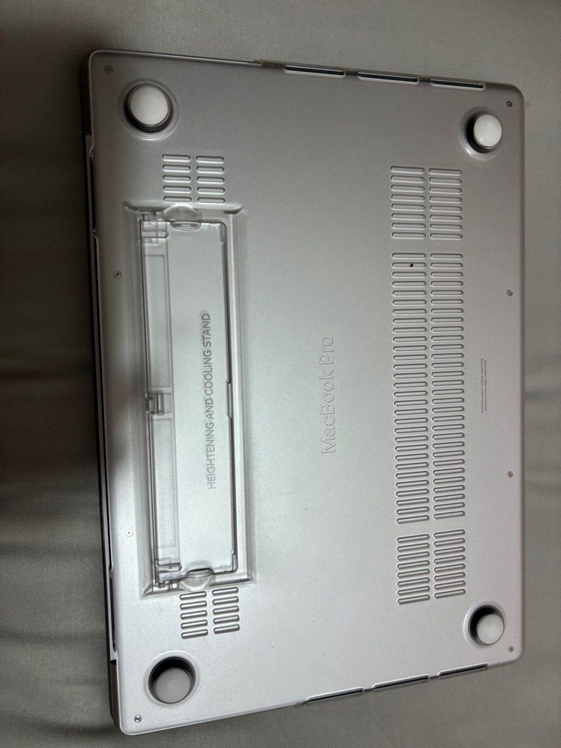 MacBook Pro M3 Base Spec63221277526403111