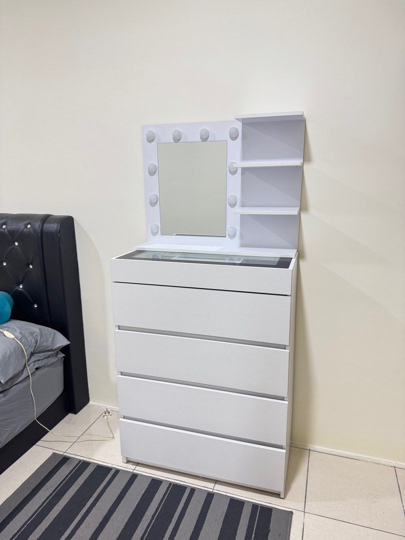 Makeup table with rack (Category: Tables & Sets) located in Kuala Lumpur. Submitted by kryst4ll (Listing ID 1380232534, Image 1). Description: Vanity Mirror and chest drawer with top display RM430 for both (last price) pickup @ sungai buloh or lalamove van and above ❌ No cod Can buy separately : ✅Vanity Mirror RM170 ✅Top display rack RM280 .
