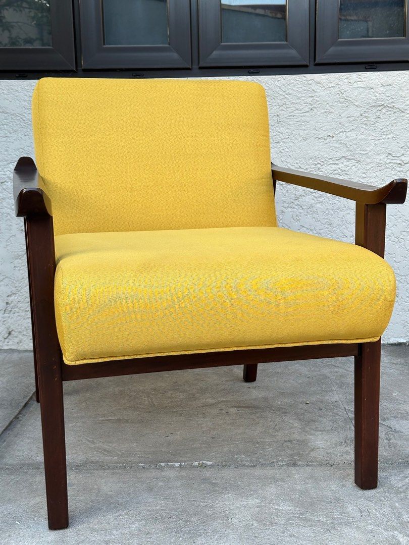 MCM Chair (Category: Chairs) located in Makati City. Submitted by dram86 (Listing ID 1380125866, Image 1). Description: Mid century Modern Accent Chair Slightly used Custom-made Yellow.