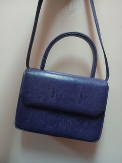 (Category: ) located in . Submitted by azizahthriftshop (Listing ID 1380209651, Image 1). Description: .