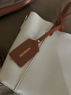 (Kategori: ) berada di . Dikirim oleh haute.inn (ID iklan 1380235396, Gambar 1). Deskripsi: .