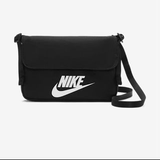 (Category: ) located in . Submitted by miilaa_preloved30 (Listing ID 1380218491, Image 1). Description: .