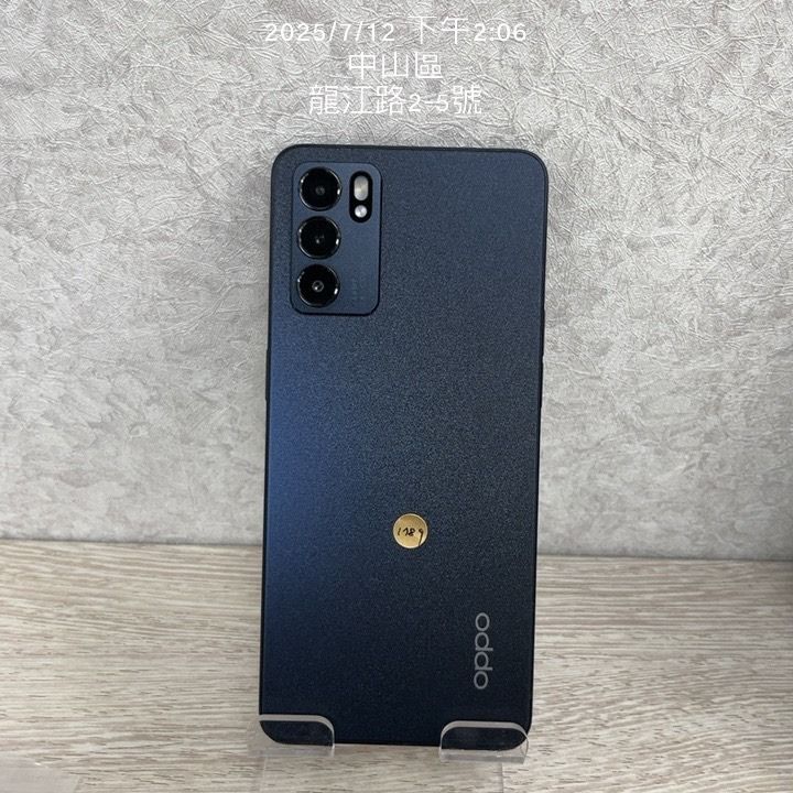 由 a0901314004 (刊登 ID 1380230825，圖片 1) 提交，位於 台北市 (Taipei) 的 【螢幕烙印】OPPO Reno6 5G 128G 黑色 6.43吋 歐珀 二手機 台北 中山 實體門市 J1789 (類別：OPPO)，說明：『狀況：螢幕烙印明顯、螢幕刮痕』 單機無配件 版本：13 店家保固7天 實體門市｜中山區｜交通方便｜停車方便 門市較忙 歡迎直接來電洽詢⬇️ 台北市中山區龍江路2-5號 連絡電話：090-1314-004 營業時間：週一至週日12:00-22:00。