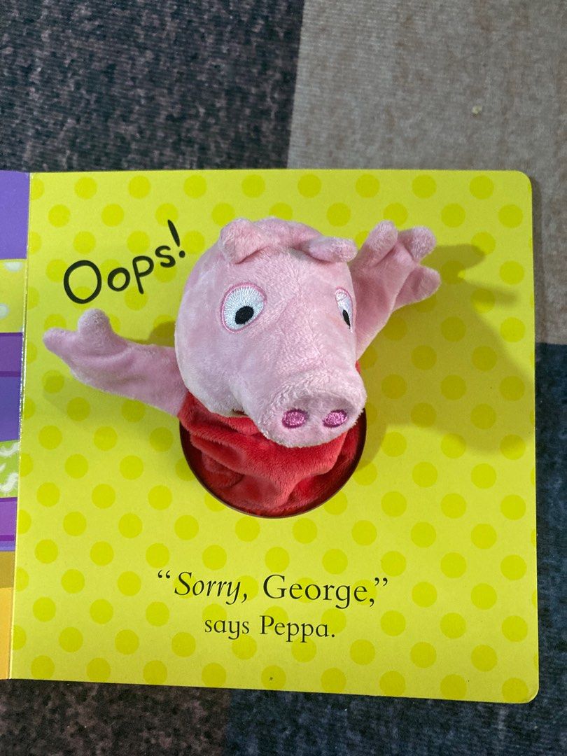 Peppa Pig Puppet Book (Category: Children's Books) located in Pasig City. Submitted by h2o_store88 (Listing ID 1380201283, Image 2). Description: Lightly used .
