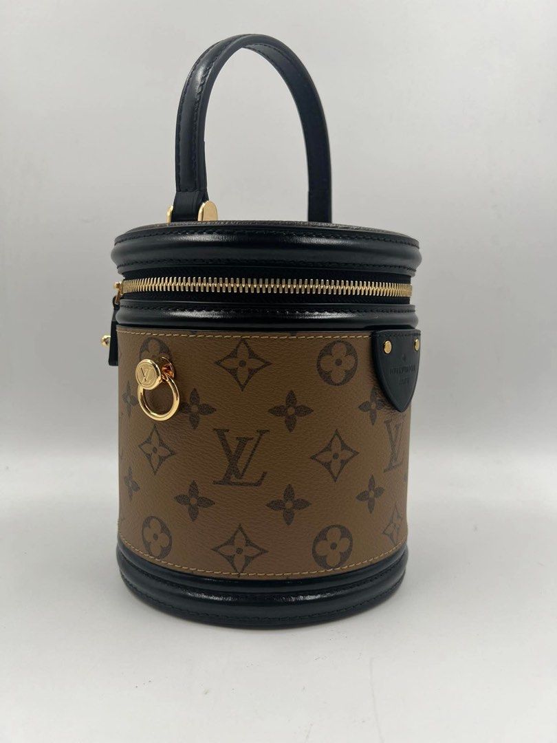 🇯🇵Preloved Cannes Monogram bag (NGA) (Category: Luxury Bags & Wallets) located in Valenzuela. Submitted by simplyolive85 (Listing ID 1380149102, Image 3). Description: Preloved LV Cannes Reversed Monogram bag (sourced from Japan) Size : 15x 17 x 15 cm Material: coated canvas leather No dustbag, no receipt to prove authenticity .