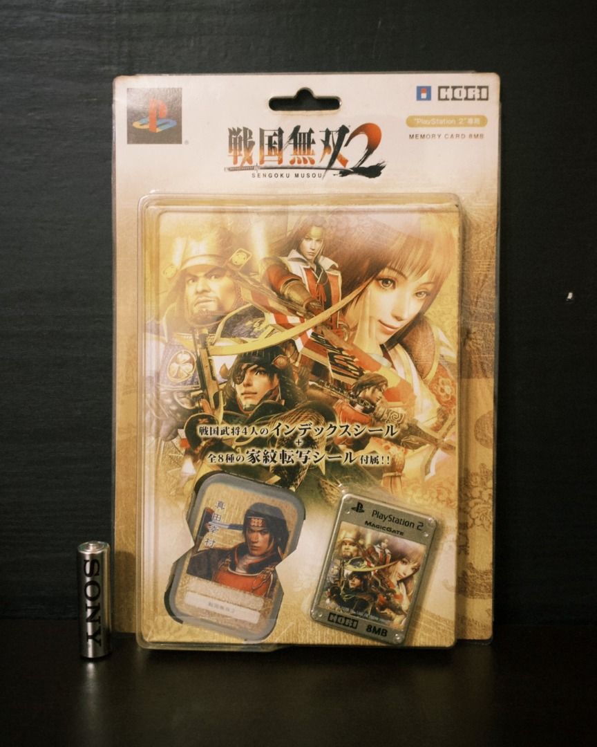 由 cycstore17 (刊登 ID 1380242028，圖片 1) 提交，位於 台中市 (Taichung) 的 PS2 戰國無雙2 記憶卡 8MB （HORI製）HP2-219 全新品 X211 (類別：其他遊戲週邊商品)，說明：【PS2】戰國無雙2 記憶卡 8MB（HORI製）HP2-219｜全新品 🎮 商品介紹 經典動作遊戲《戰國無雙2》專屬限定版記憶卡，由知名遊戲周邊大廠 HORI 製作，型號 HP2-219，容量 8MB，外觀採用獨家戰國風格設計，收藏價值超高！此商品為全新品，外觀品項如圖，喜愛戰國無雙系列的玩家收藏必收！ ✅ 適用平台：PlayStation 2（PS2） ✅ 容量：8MB ✅ 版本：戰國無雙2 限定版（HORI 製 HP2-219） ✅ 狀態：全新品，外觀品項如圖（請詳閱照片） ✅ 附原廠包裝，適合收藏或實用 ✨ 戰國無雙2 迷必收神物，補完收藏清單的夢幻逸品！數量稀少，售完絕版！ 📮快速出貨｜用心包裝｜歡迎提問！ 📌【購物須知｜請務必詳閱】 1