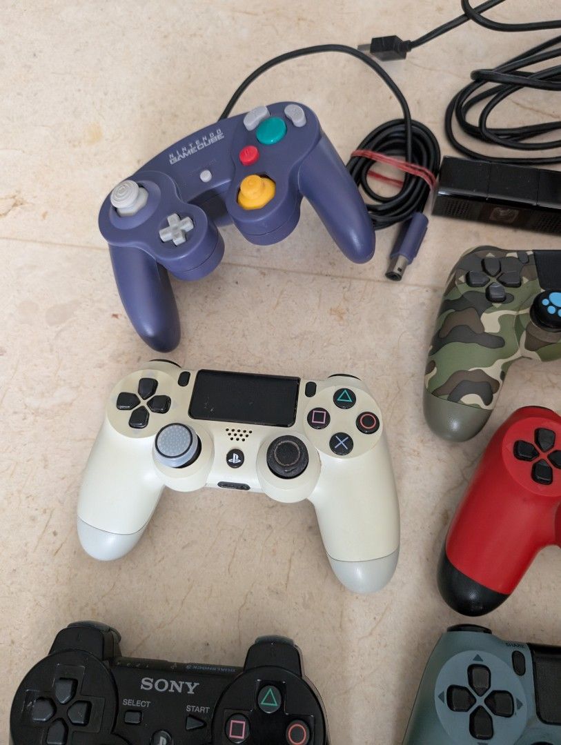 Ps4 GameCube controller Xbox original controller ps4 camera ps1 controller63108480737025111