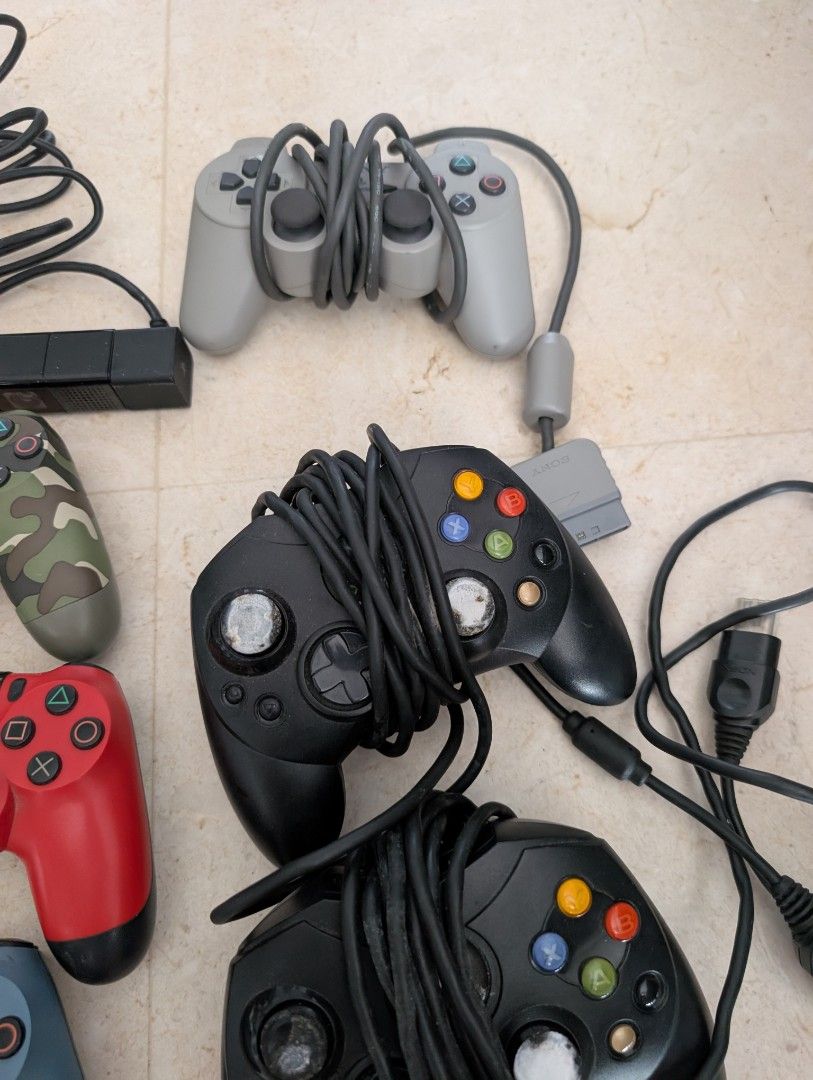 Ps4 GameCube controller Xbox original controller ps4 camera ps1 controller63108480737025115