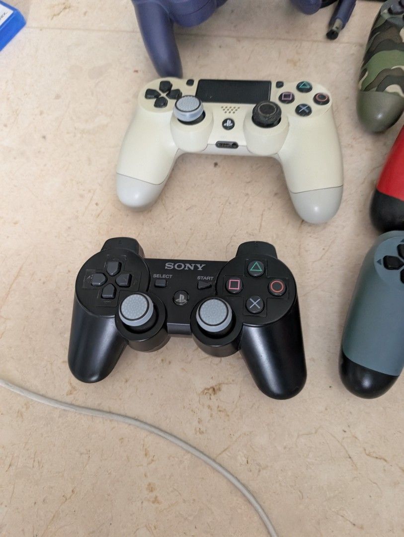 Ps4 GameCube controller Xbox original controller ps4 camera ps1 controller63108480737025112