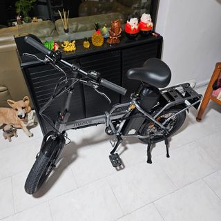 (Category: ) located in . Submitted by kuri.stocks (Listing ID 1380202427, Image 1). Description: .