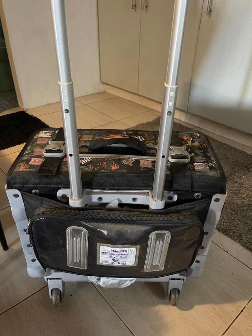 Robby Rabbit Trolley Bag (Category: Strollers) located in Malabon City. Submitted by mph_thrift (Listing ID 1380203723, Image 3). Description: 1000 each.