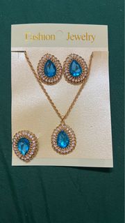 (Category: ) located in . Submitted by tashopreloved (Listing ID 1380246366, Image 1). Description: .