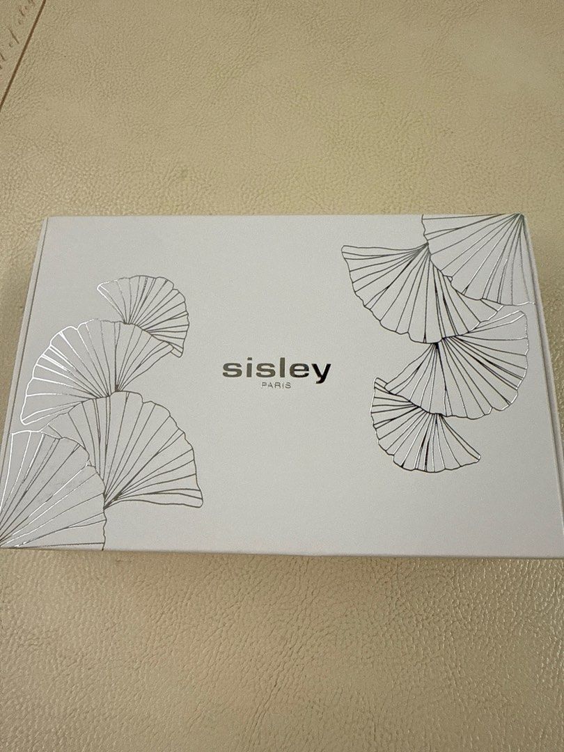 由 orbalic46482 (刊登 ID 1380247685，圖片 1) 提交，位於 台北市 (Taipei) 的 Sisley 生日禮 (類別：個人清潔保養)，說明：信用卡生日禮。