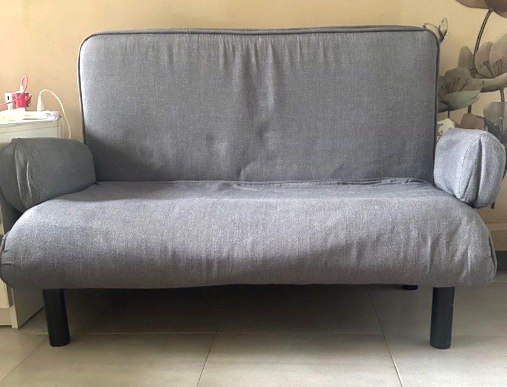 Sofa bed (Category: Sofas) located in Singapore. Submitted by yaz_18 (Listing ID 1380142338, Image 1). Description: Clean Sofa bed (we got no pet ) barely use .
